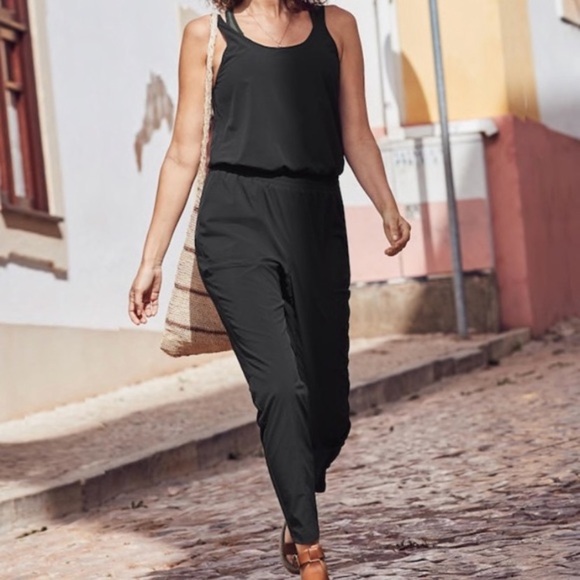 NWT athleta unbound jumpsuit black small medium - Picture 3 of 12